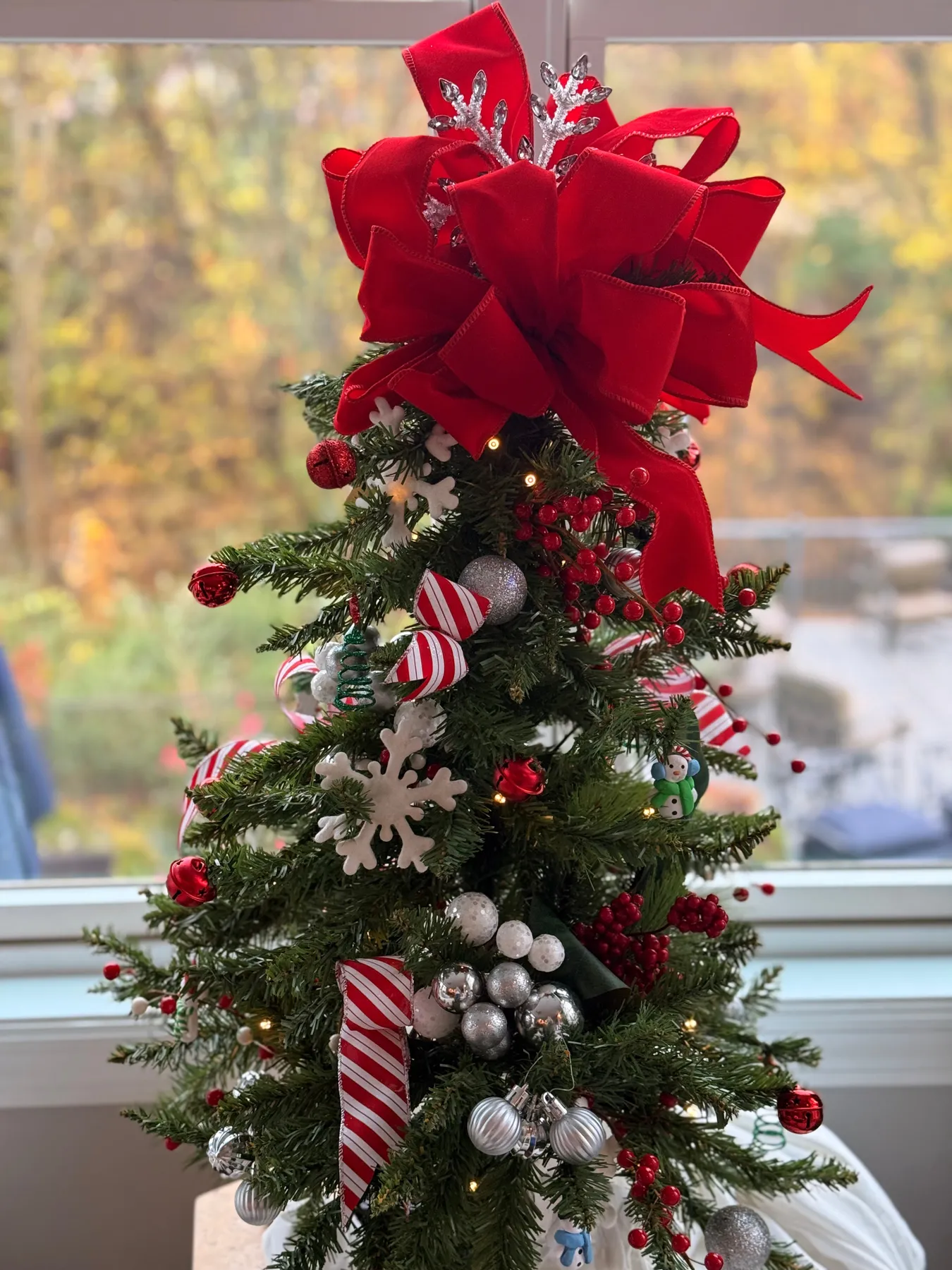 Mini Christmas Trees – Decorated & Delivered to your Door!! – Door2Door  Christmas