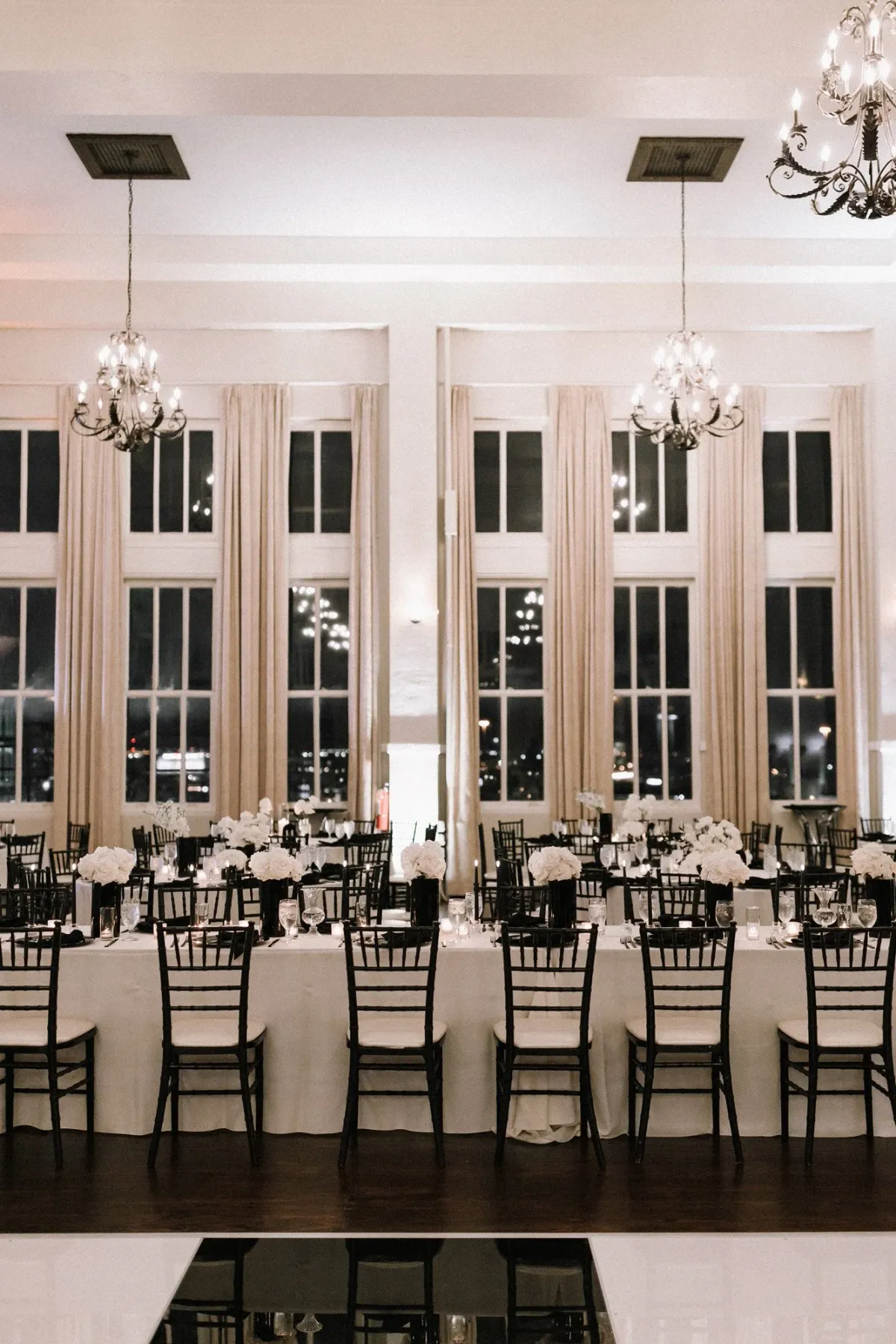 Modern New Years Wedding In Dallas Texas｜anna bé bridal boutique