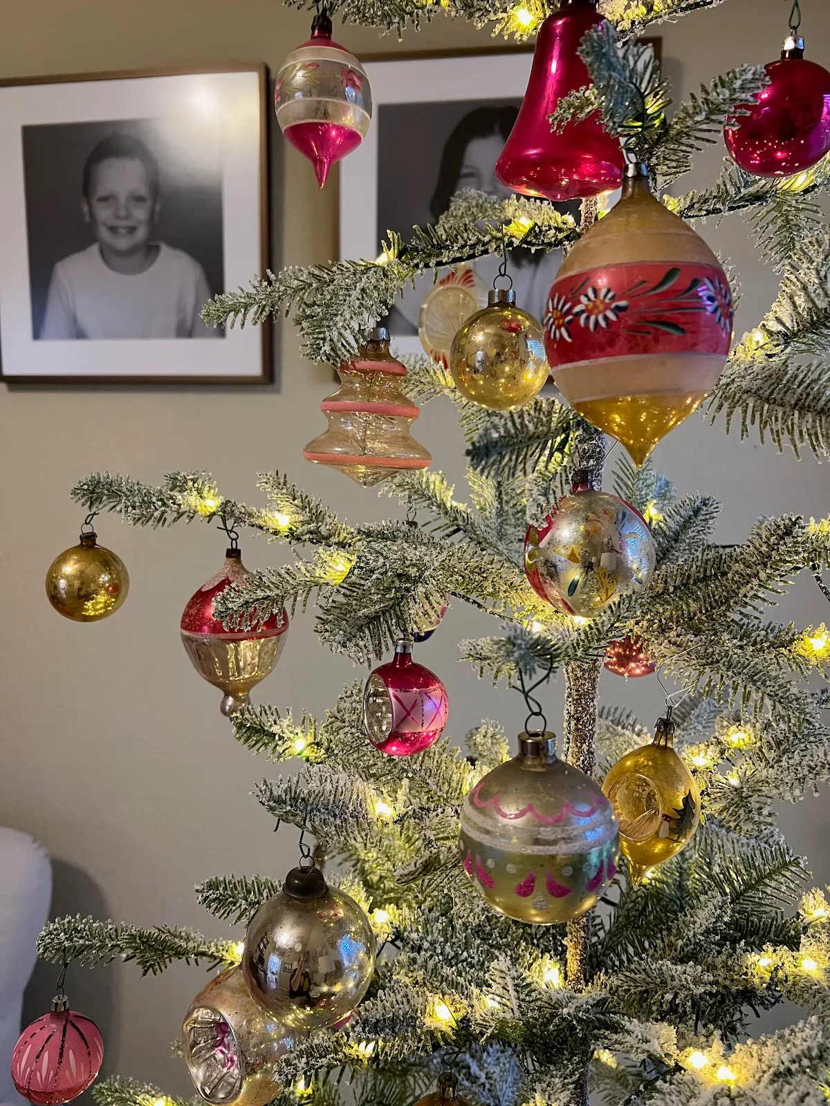 Momfessionals: Christmas Home Tour - Part 2
