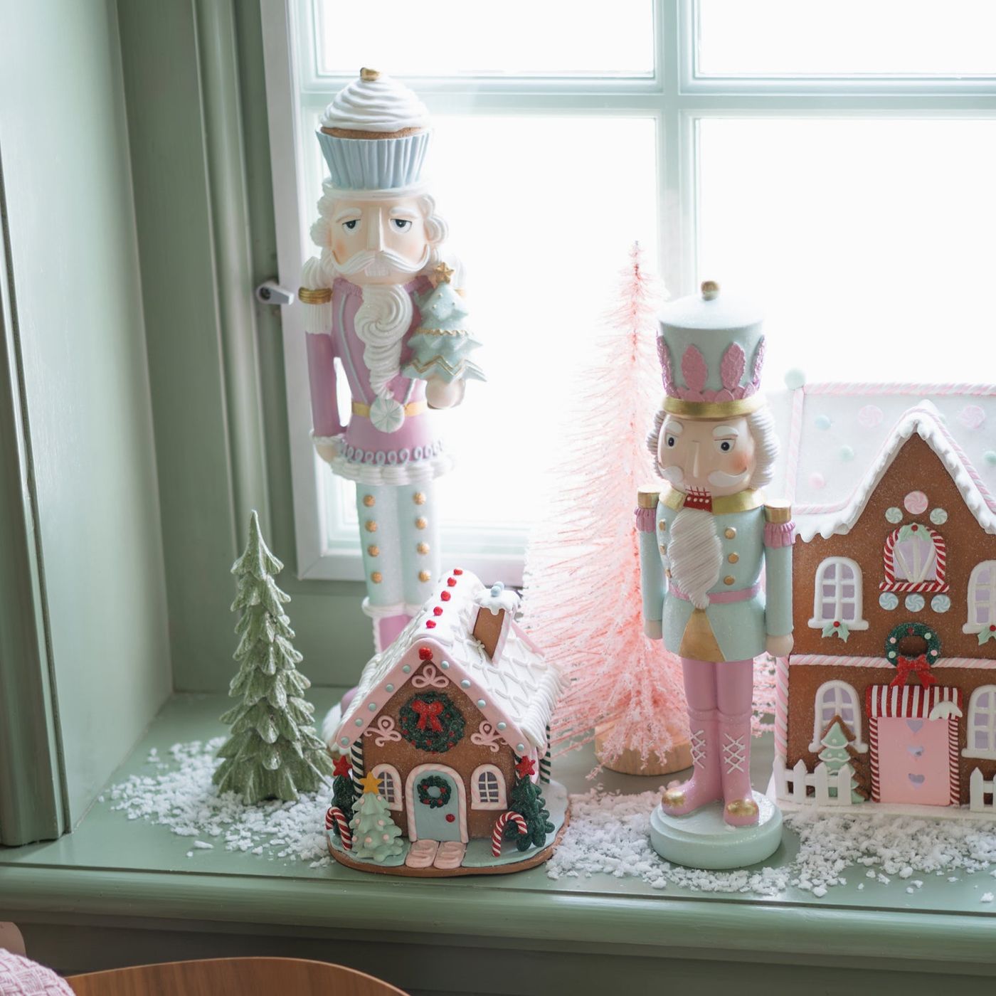 Multicolour windowsill Christmas decoration ceramic/polyresin
