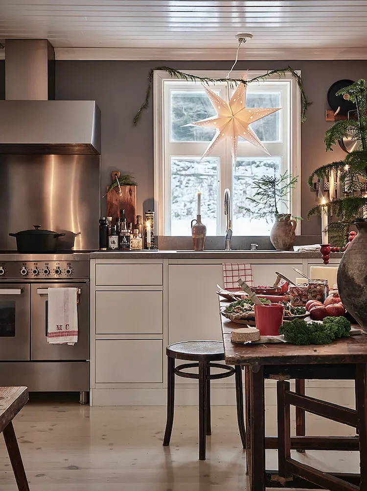 my scandinavian home: The Tale of Anna Truelsen's Swedish Home at Christmas