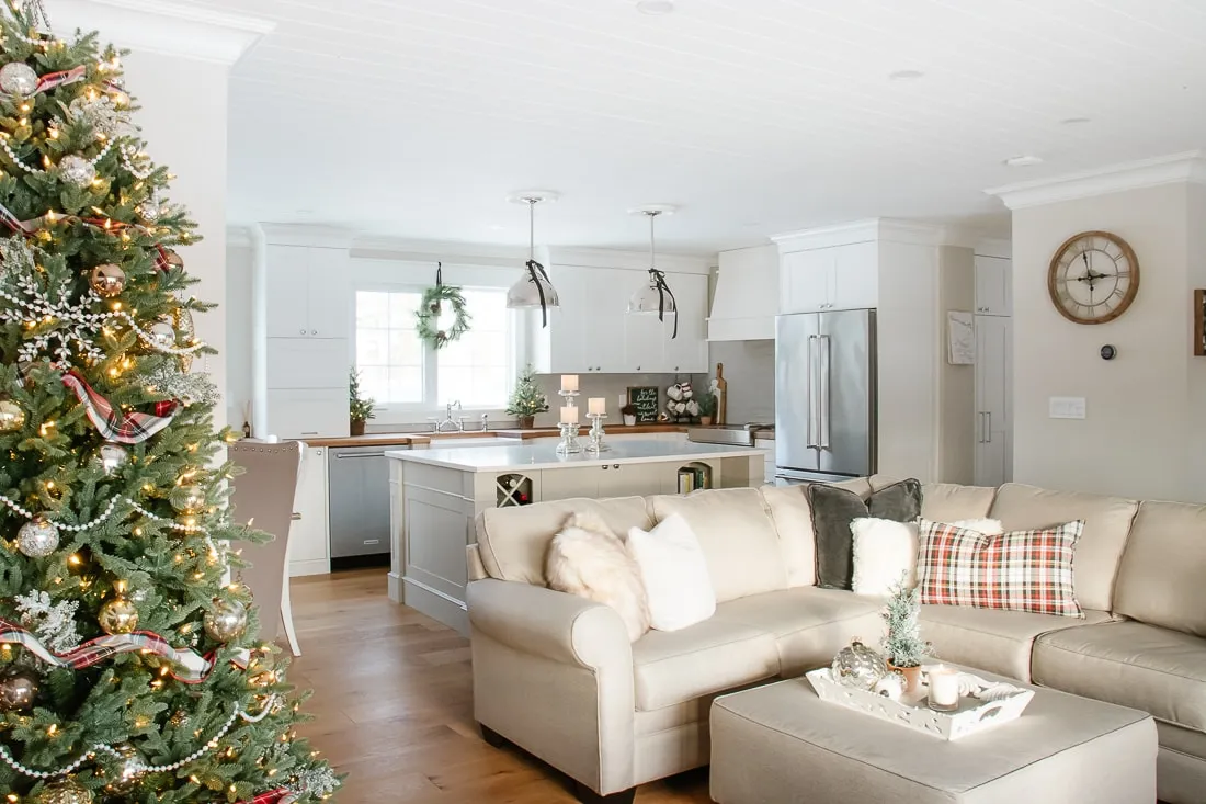 Nostalgic + Cozy Christmas Home Tour - Making it in the Mountains
