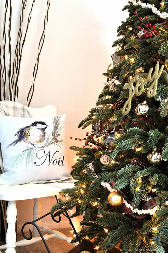 Old Fashioned Rustic Christmas Tree - The Crafty Blog Stalker