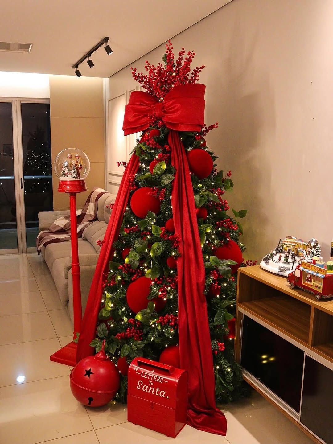 Oversized Bow Christmas Trees: The Trend Redefining Holiday Decor in 2025