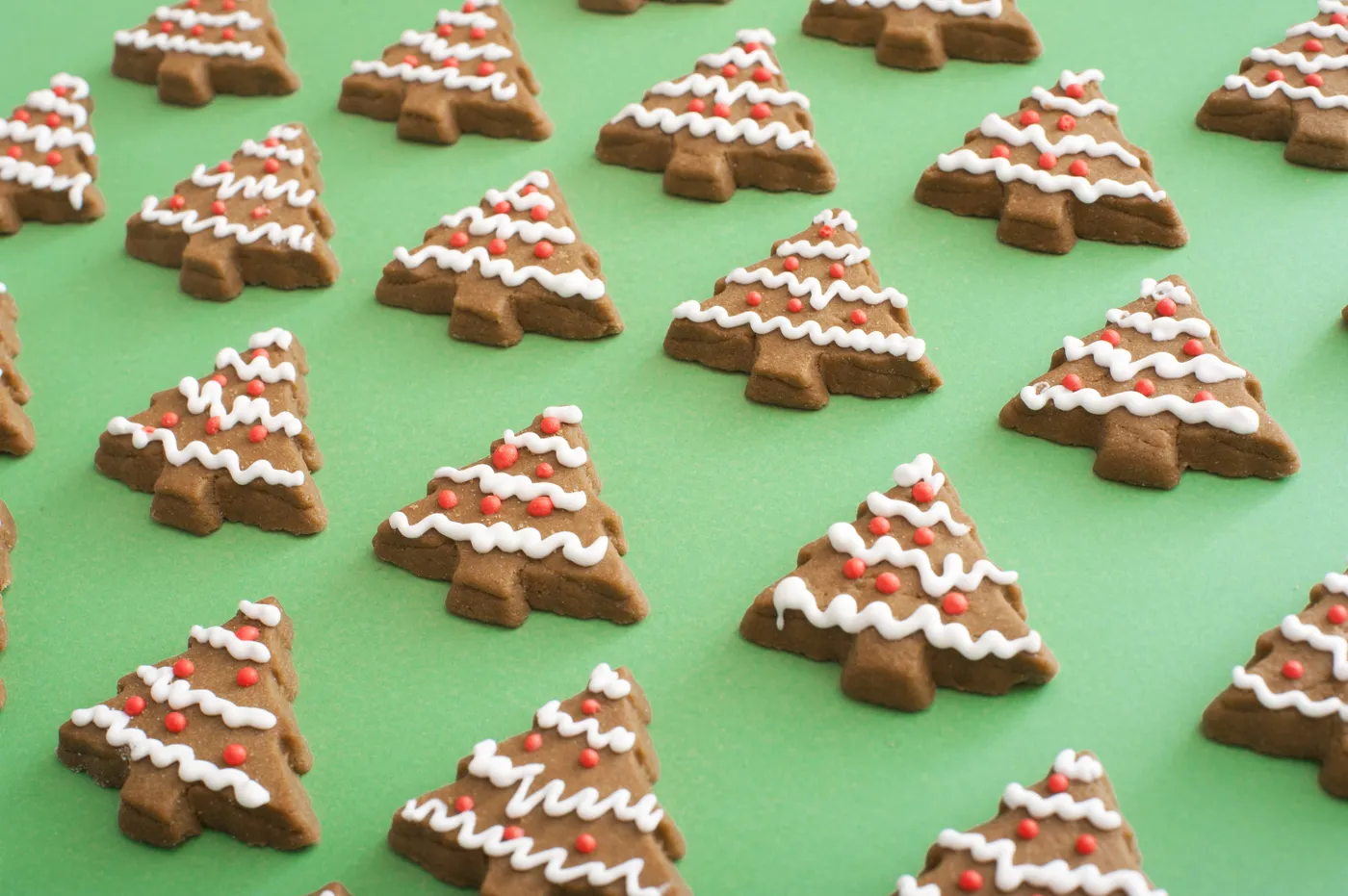 Photo of Christmas cookie gingerbread tree backdrop | Free christmas images