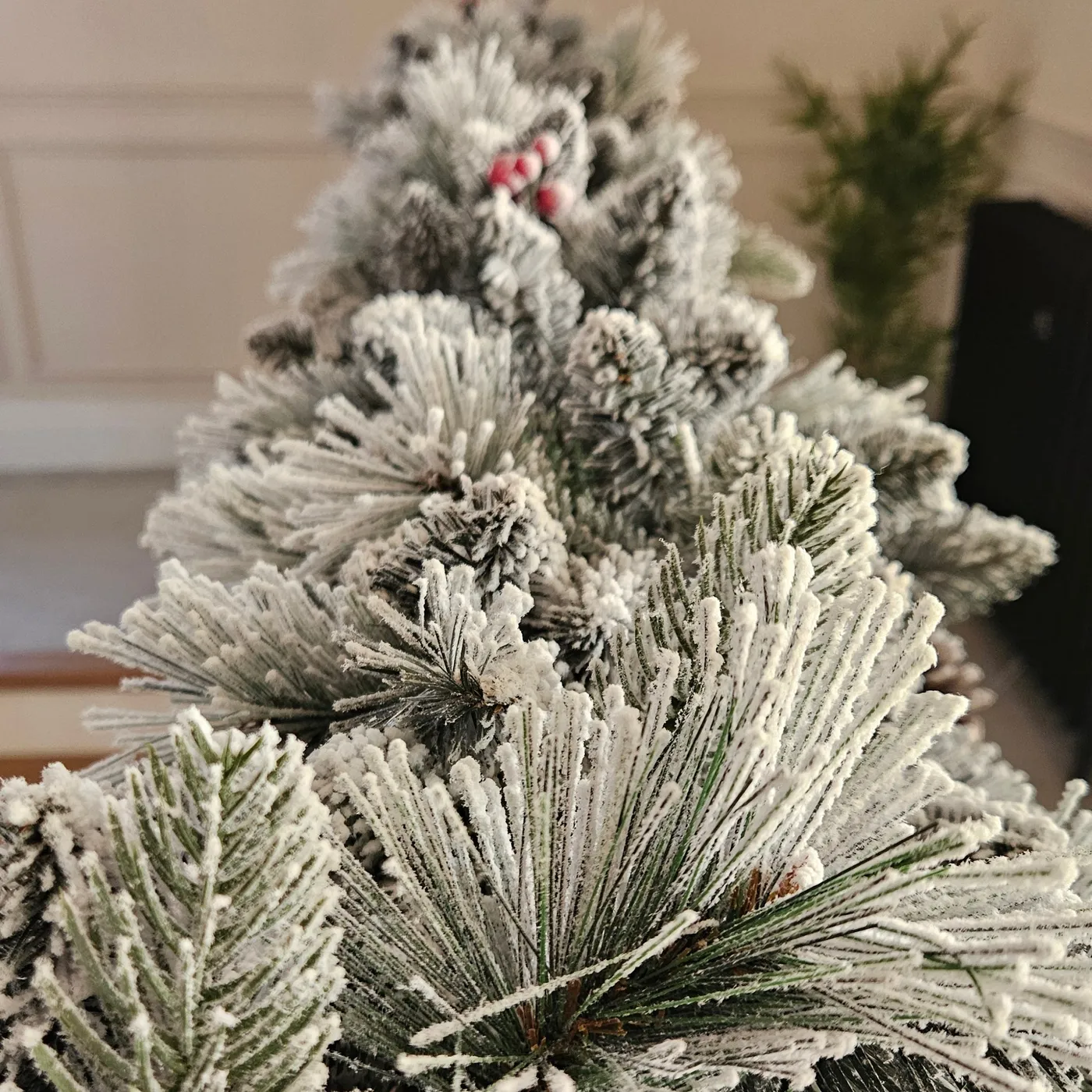 Pre Lit Christmas Garland | Yule Get Lit
