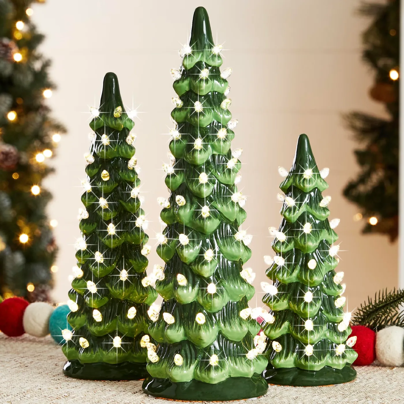 Pre-Lit Hand-Painted Tabletop Christmas Tree with Warm White LED Lights –  THALNORLIS