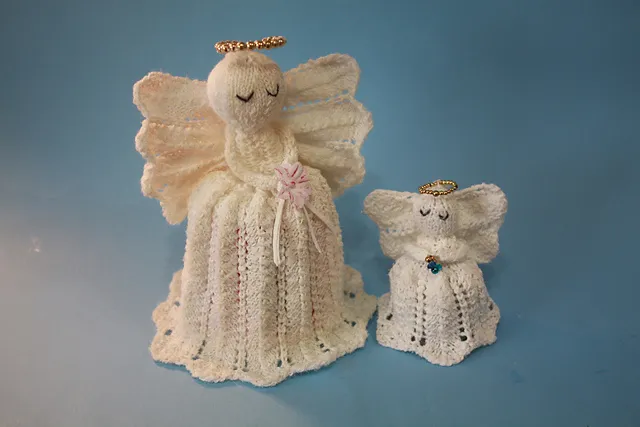Ravelry: Christmas Angels-Knit pattern by Tat'sgrans Treasures