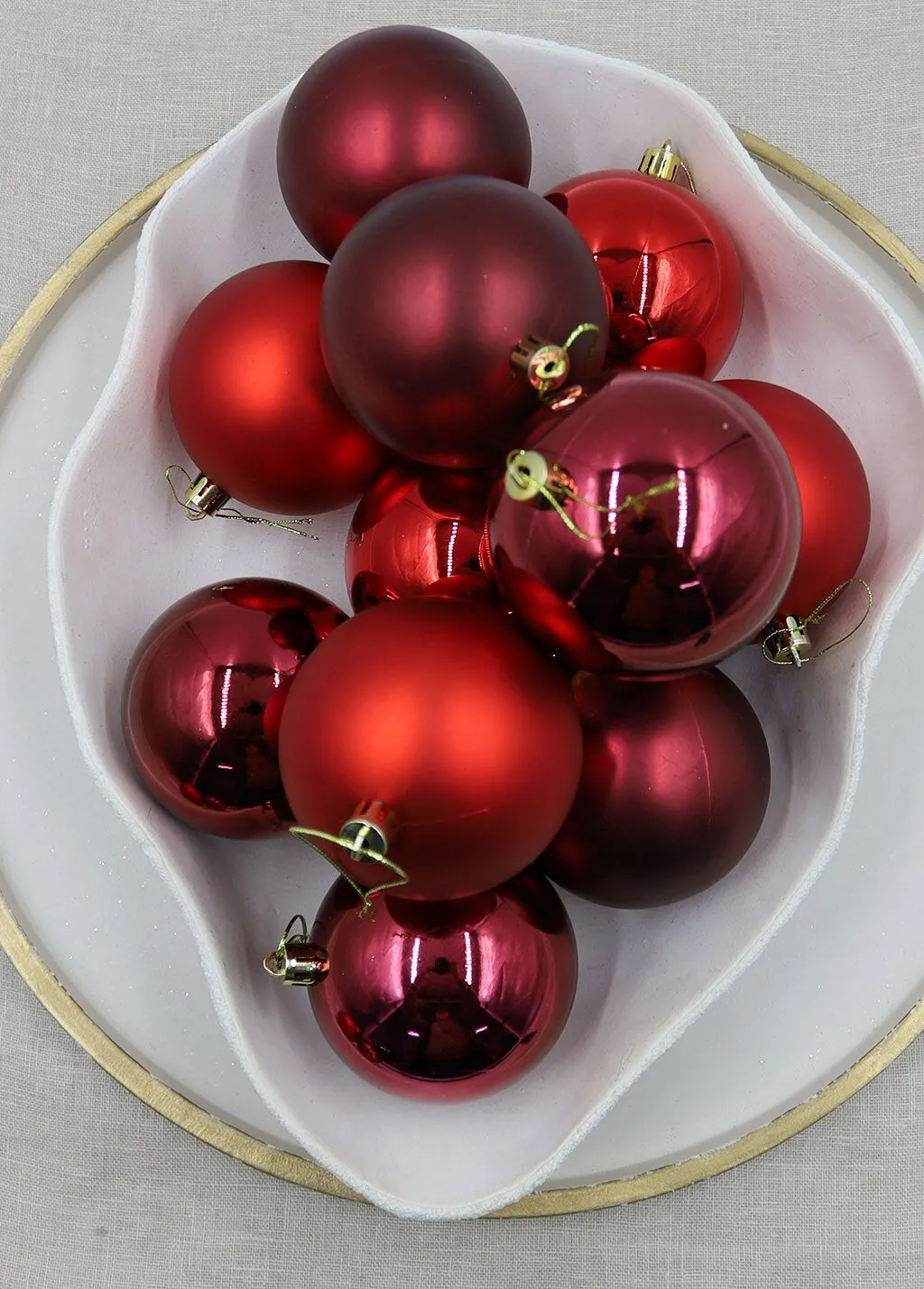 Red Christmas Baubles Australia | Amazing Christmas