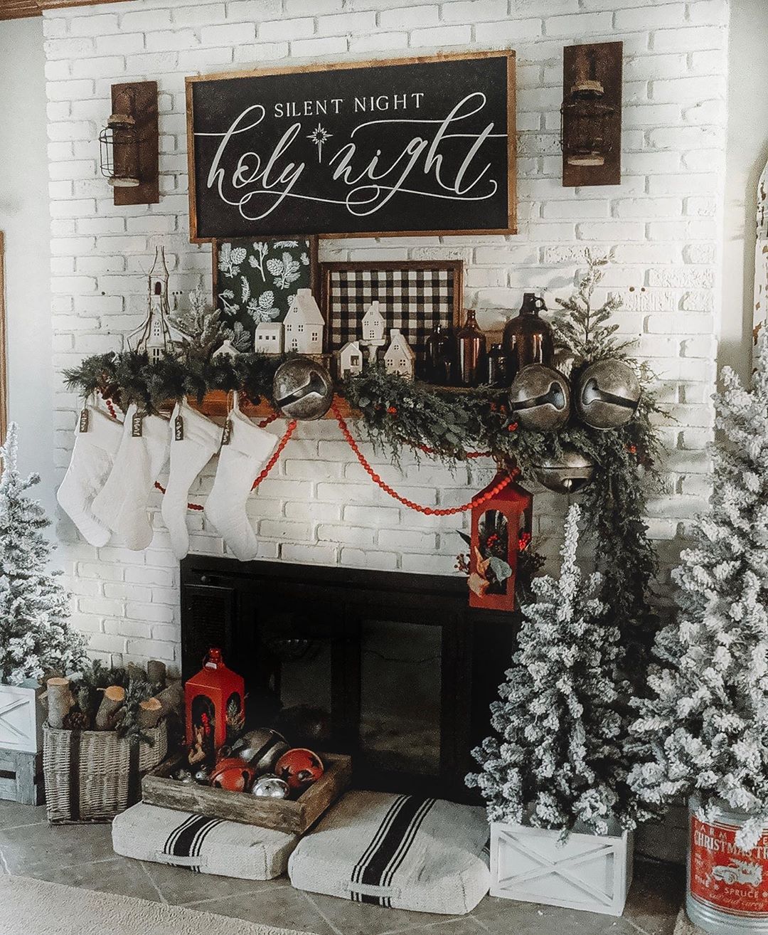 Rustic and Farmhouse-Inspired Christmas Decor Ideas You Should Try