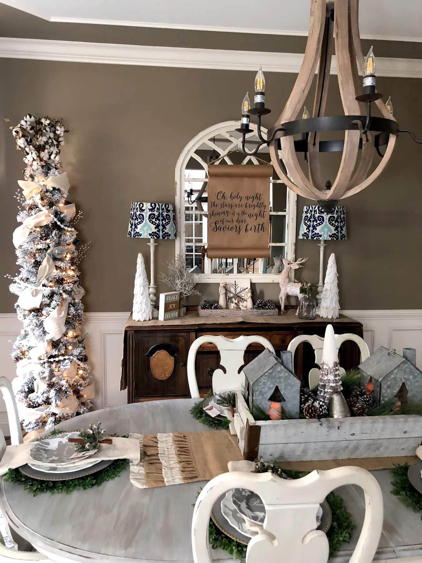 Rustic Glam Christmas Dining room with flocked tree, silvers, golds and  rustic touches - Wilshire Collections