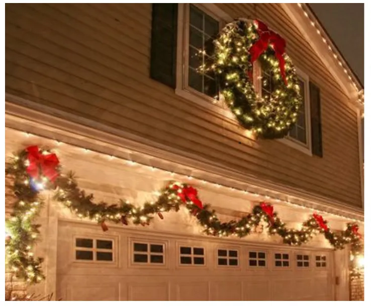 Seasonal Decorating Your Garage Doors