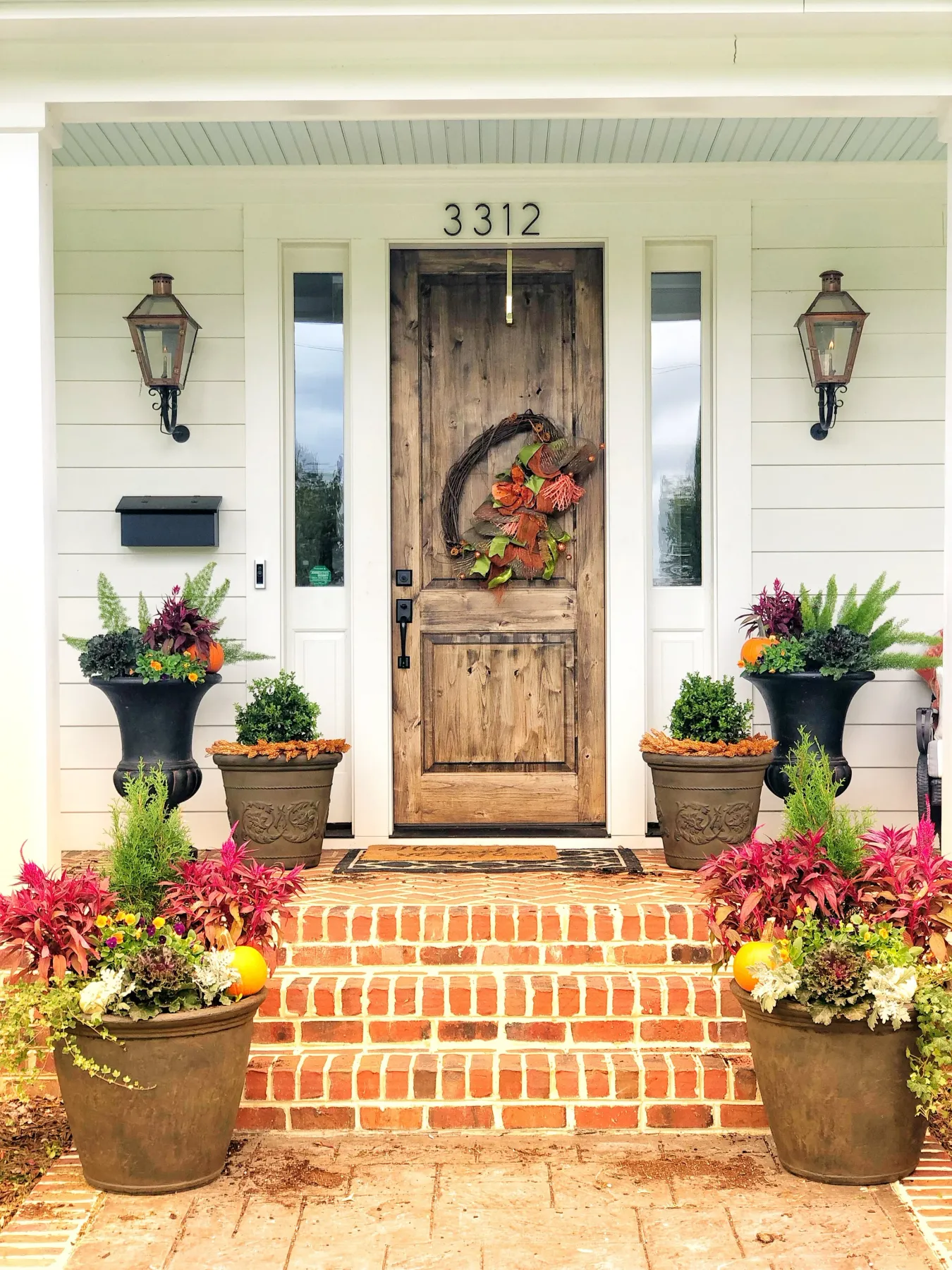 Seasonal porch decor, decorating and design in Richmond Va. seasonal and  holiday planters porches — Su Su's Petals