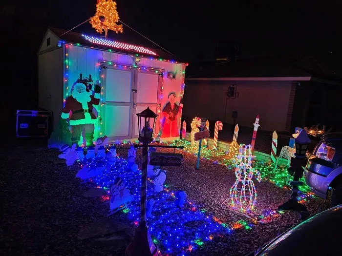 See holiday lights at Phoenix-area homes in 2024