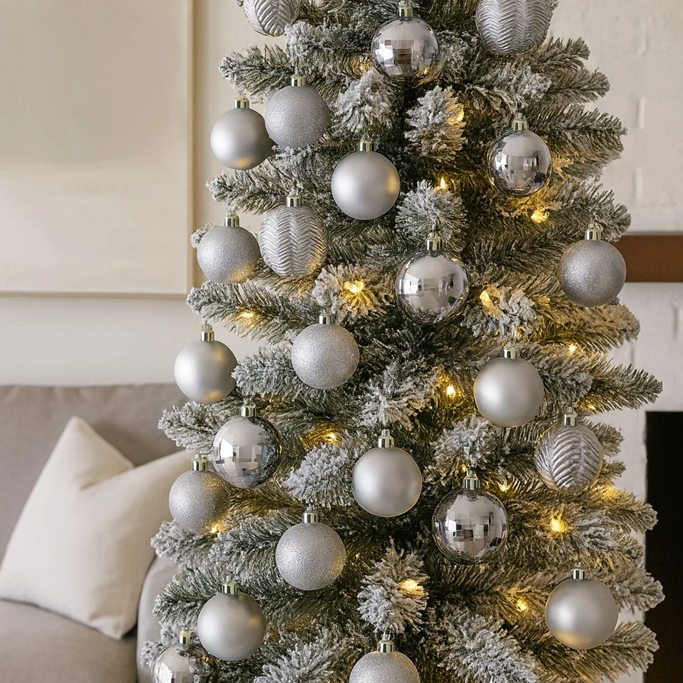 Silver Christmas Decorations Neo Silver 36 Christmas Tree Ornaments Set  Baubles Glitter Balls Holid – Neo Direct