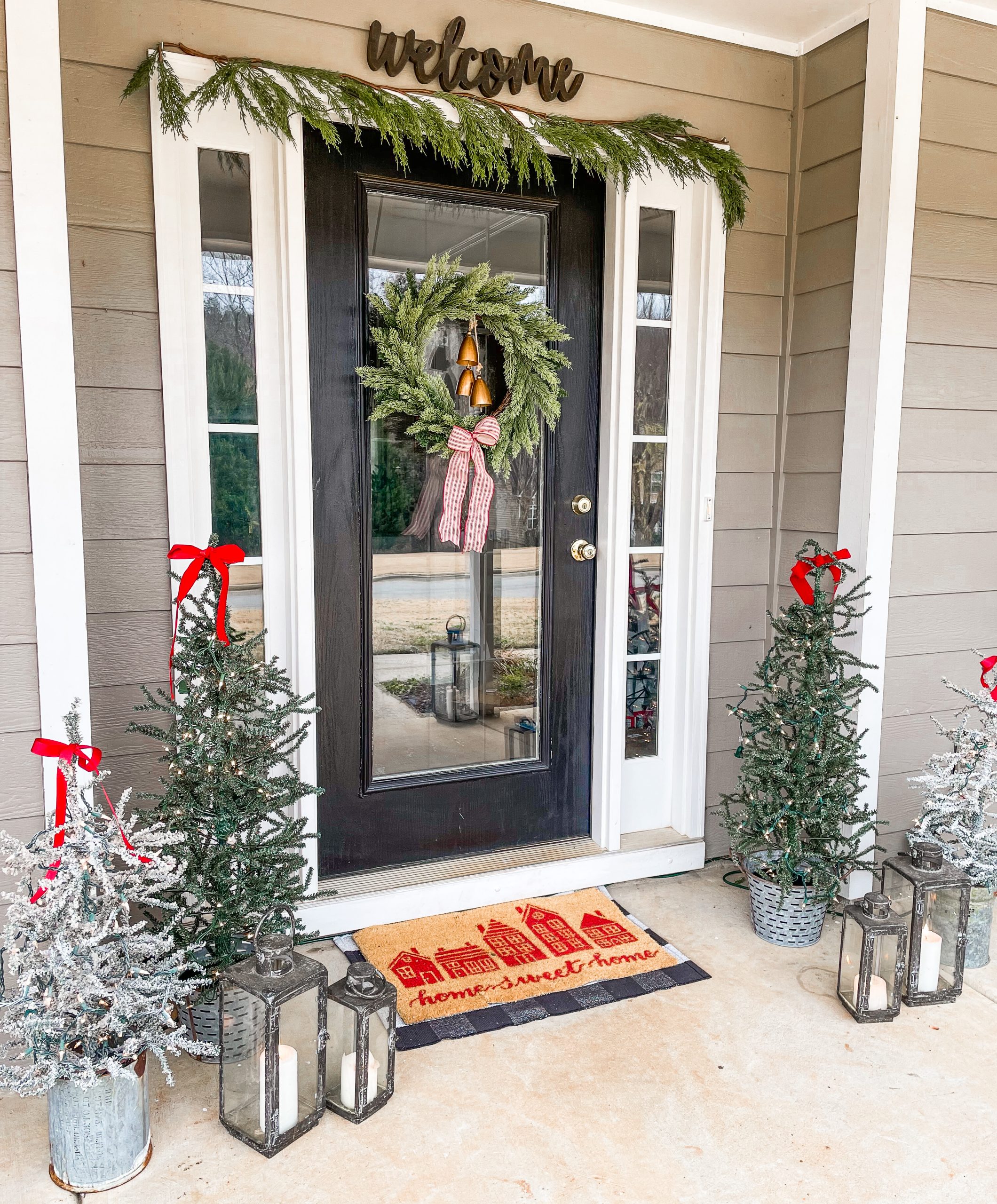 Simple Festive Christmas Front Porch