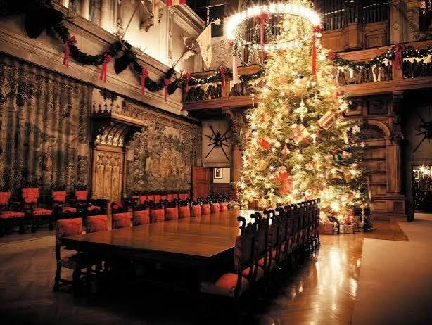 Take a Holiday Home Tour of Biltmore House | HGTV