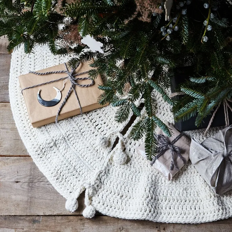 The 13 Best Tree Skirts To Update Your Holiday Decor