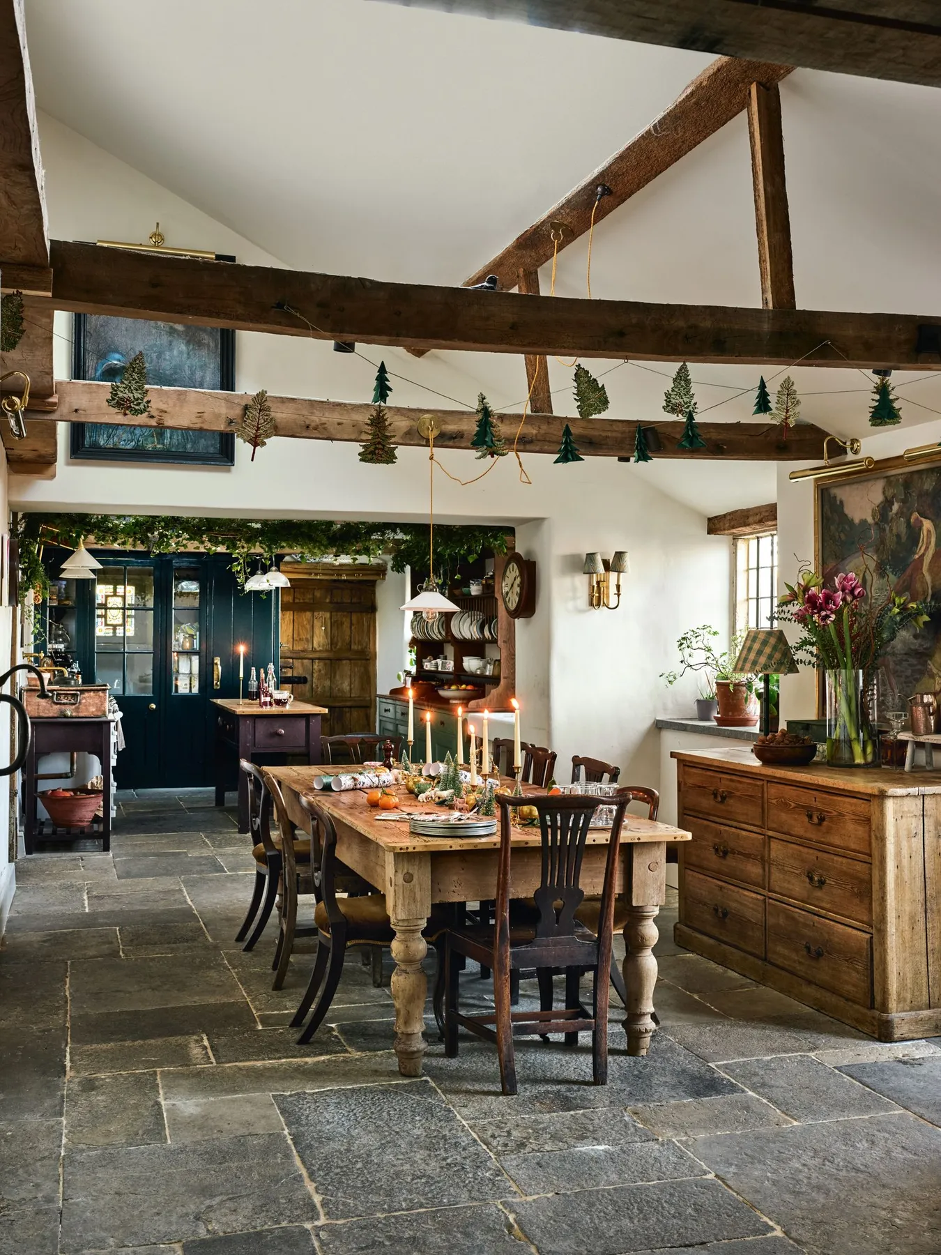 The dos and don'ts of hosting Christmas | House & Garden