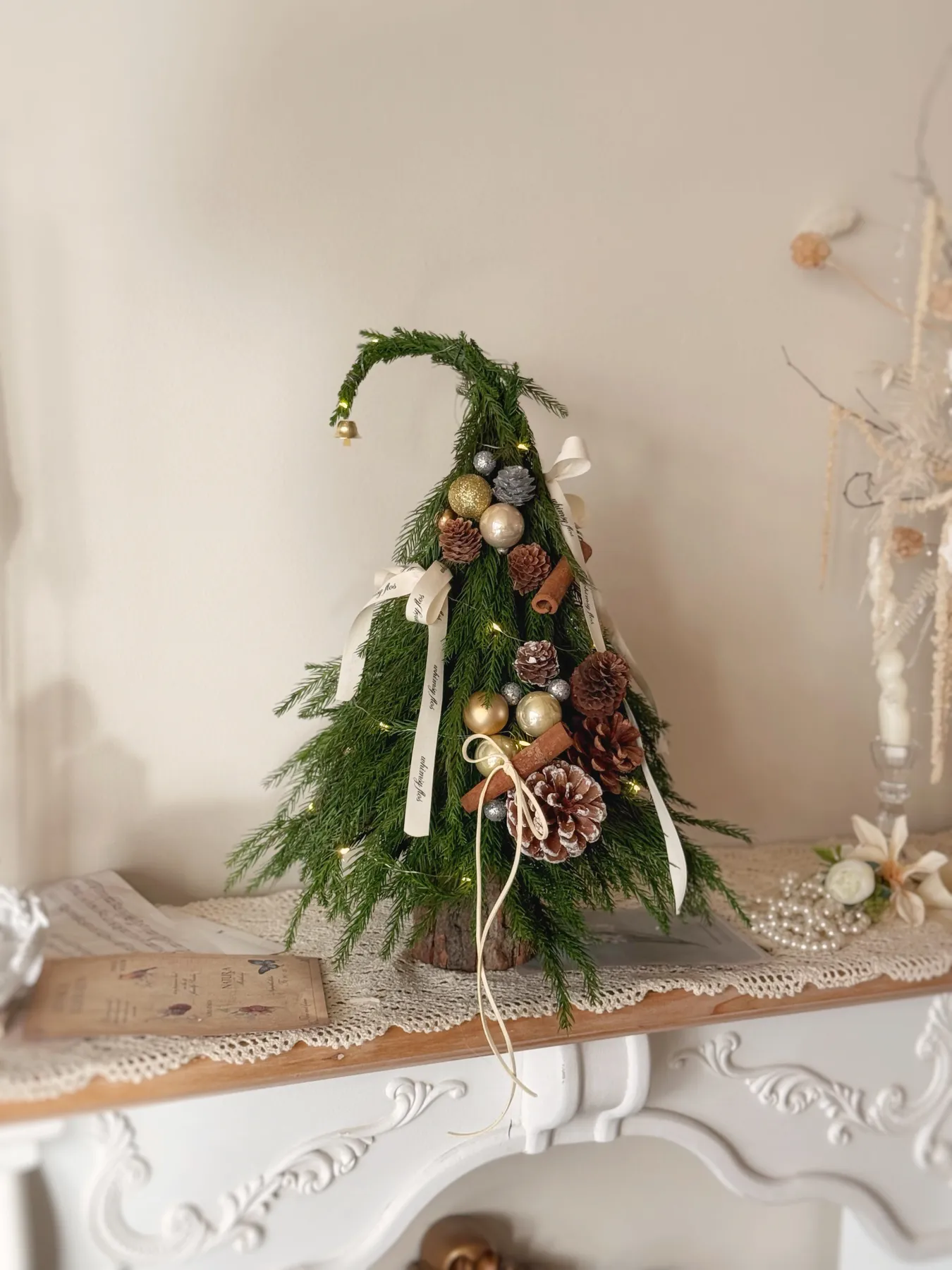 The Grinch Tree Fresh Cryptomeria Pine Christmas Tree Arrangement – Whimsy Flos Studio