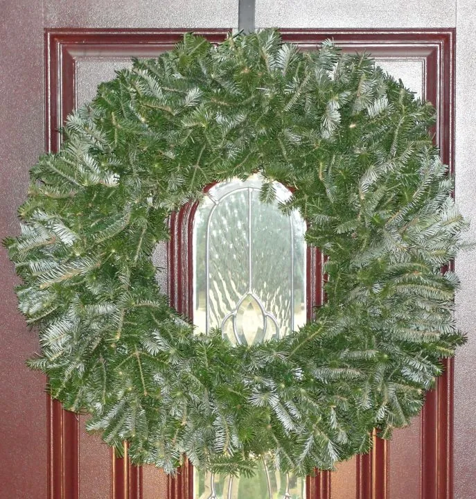 The Holiday Aisle Fresh 24'' Classic Fraser Fir Wreath