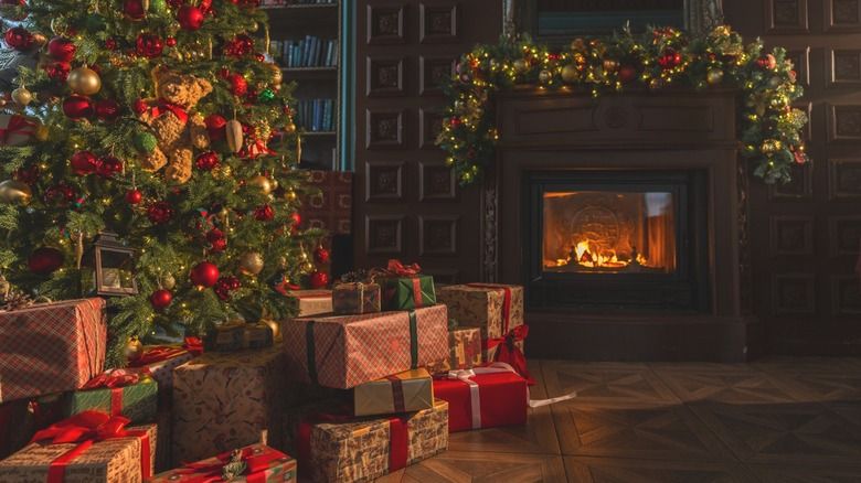 The Ralph Lauren Christmas Trend Is Dominating 2025: Here's How To Get The  Look For Less