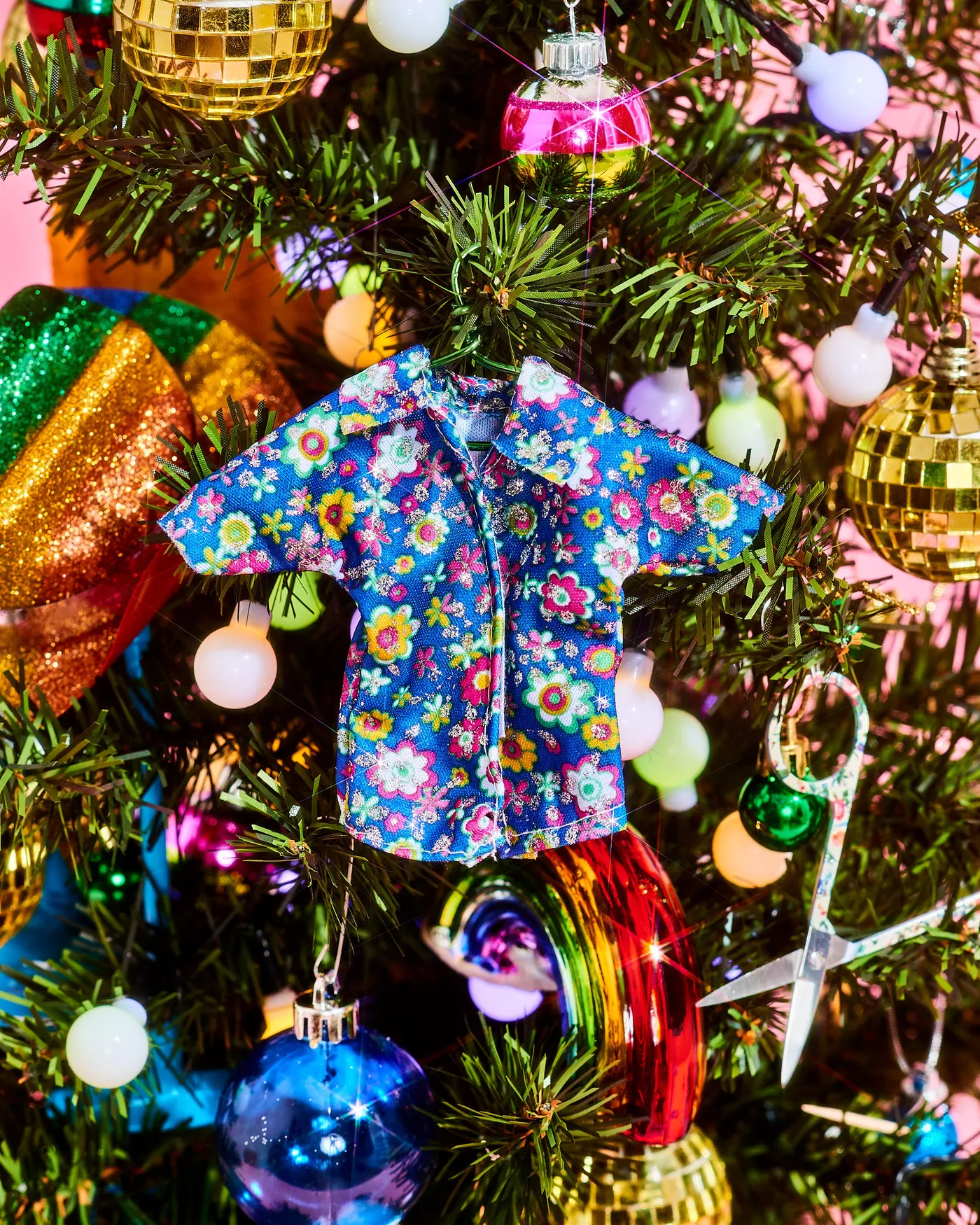 These Time-Traveling Trends Are Taking Over Holiday Decor | Apartment Therapy