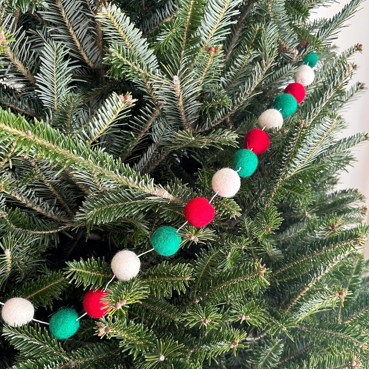 Top 23 Wholesale Christmas Felt Garlands for 2025 | Ganapati Wholesale