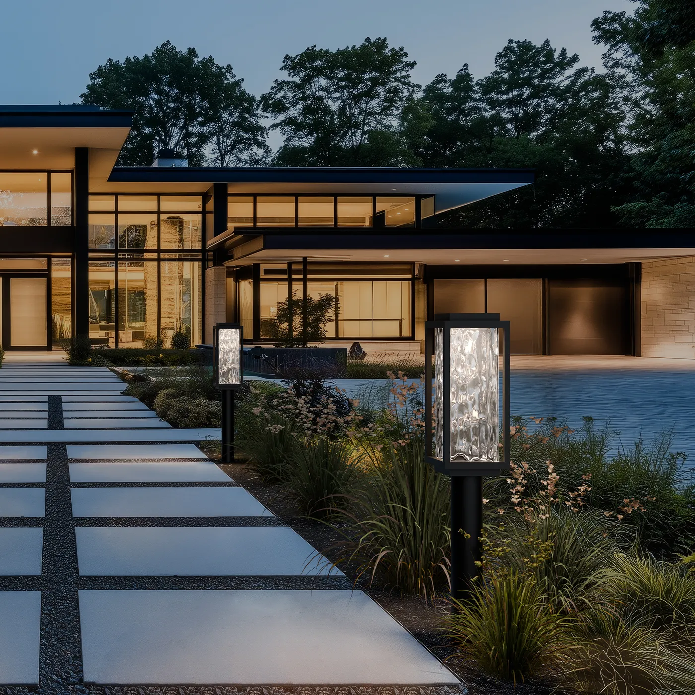 Top Tips for Selecting Luxury Outdoor Lighting - Modern Forms