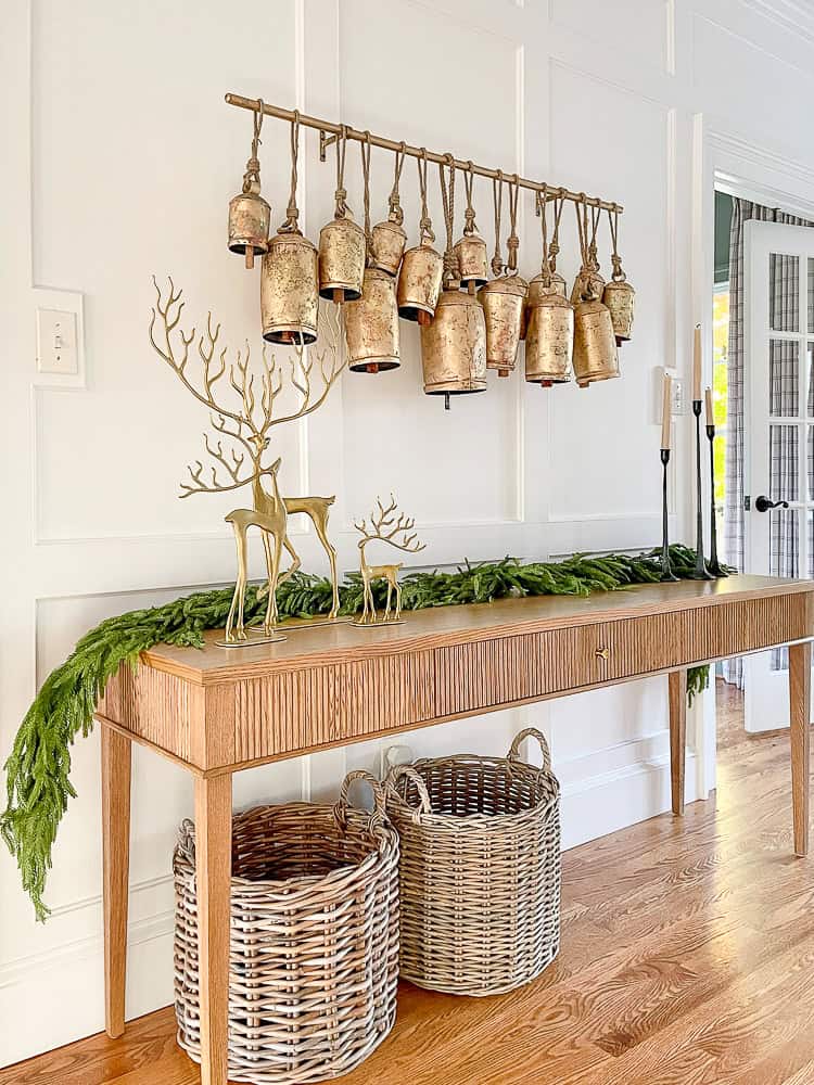Traditional Christmas Decorating Ideas with a Modern Twist - Stefana Silber