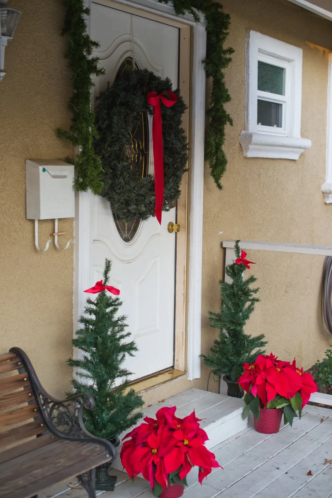 Traditional Red Christmas Front Porch — Domestic Fashionista