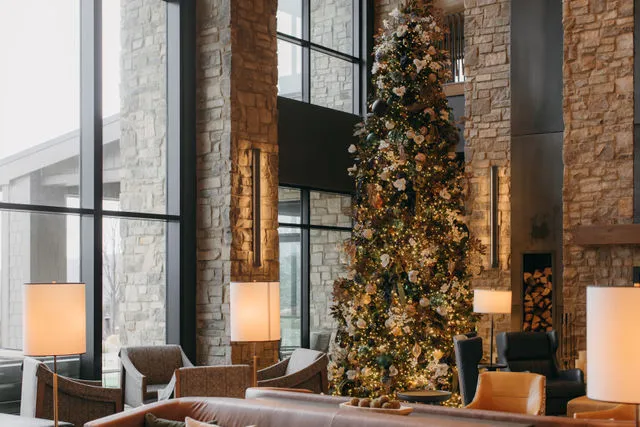 Tree Lighting Ceremony | McLemore Resort