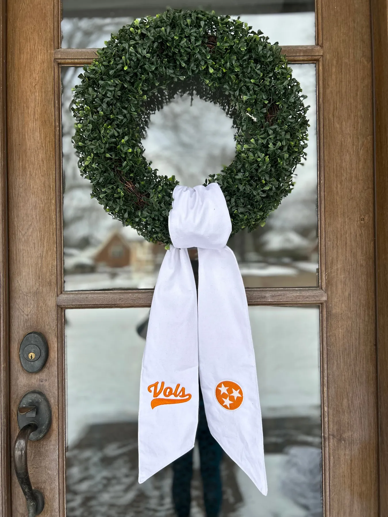 UT Vols Wreath Sash – Swindall Stitches