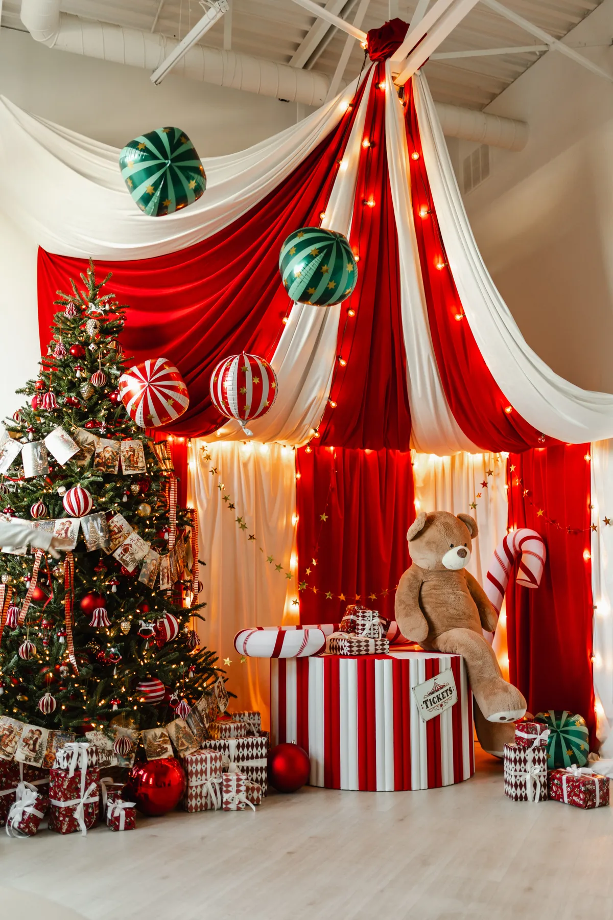 Vintage Circus – Sanctuary – Holiday Season 2026 - Mint Room Studios