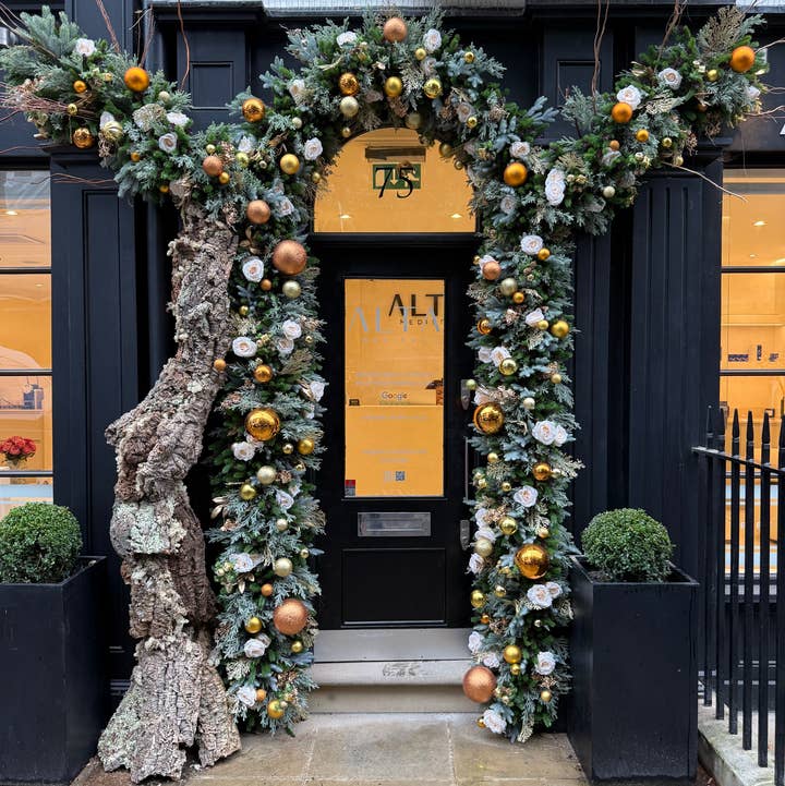 Wholesale Gold Christmas Garland, SHOP Front Gold Garland for your store - Faire
