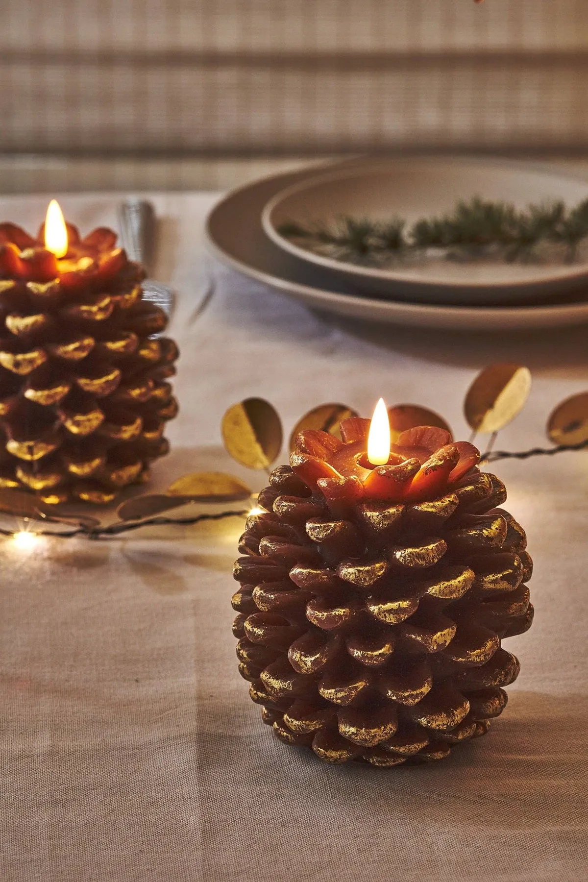 Wholesale Pinecone Candle - Perfect Christmas Centerpiece Set of Pinecone  Candleholders in Great Condition