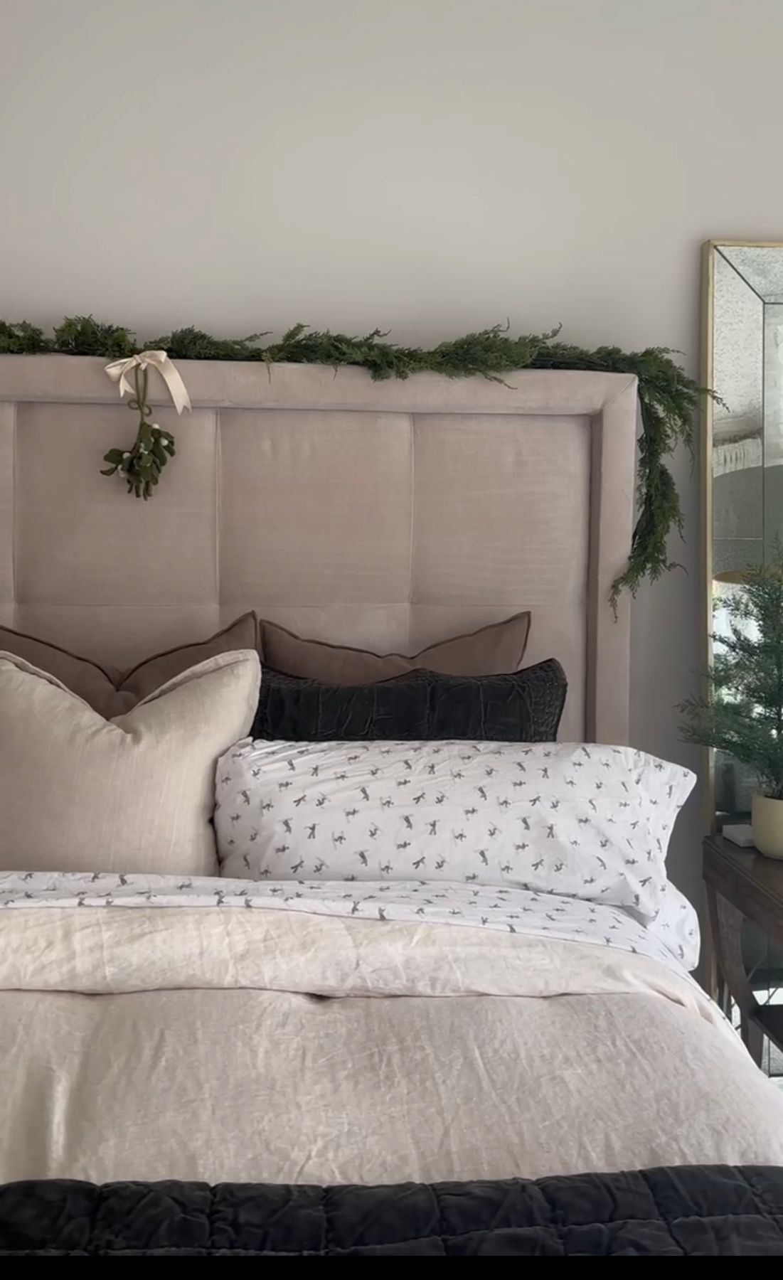 Winter Bedroom | 2022 | Living With Landyn