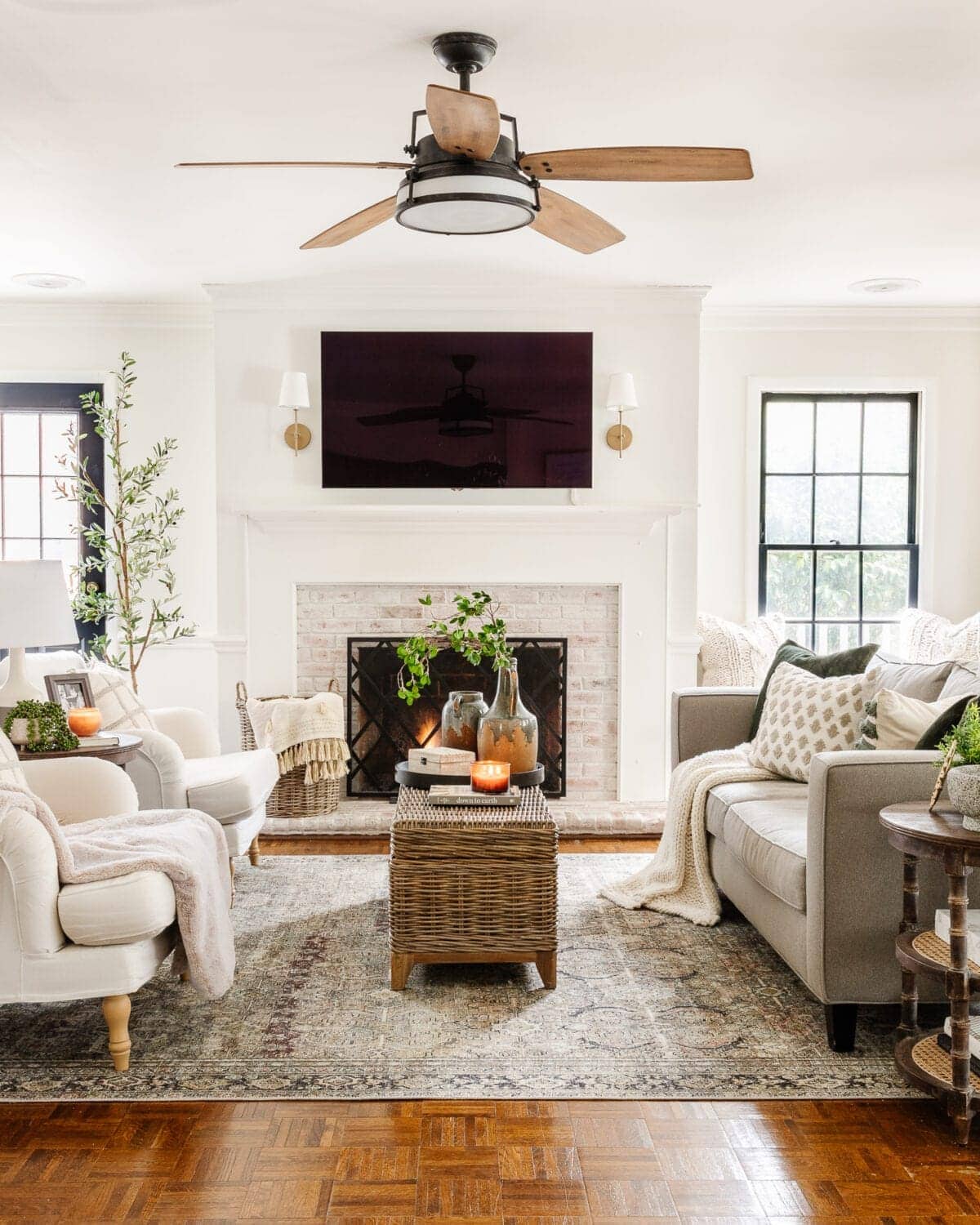 Winter Living Room & My Favorite Winter Decor - Bless'er House