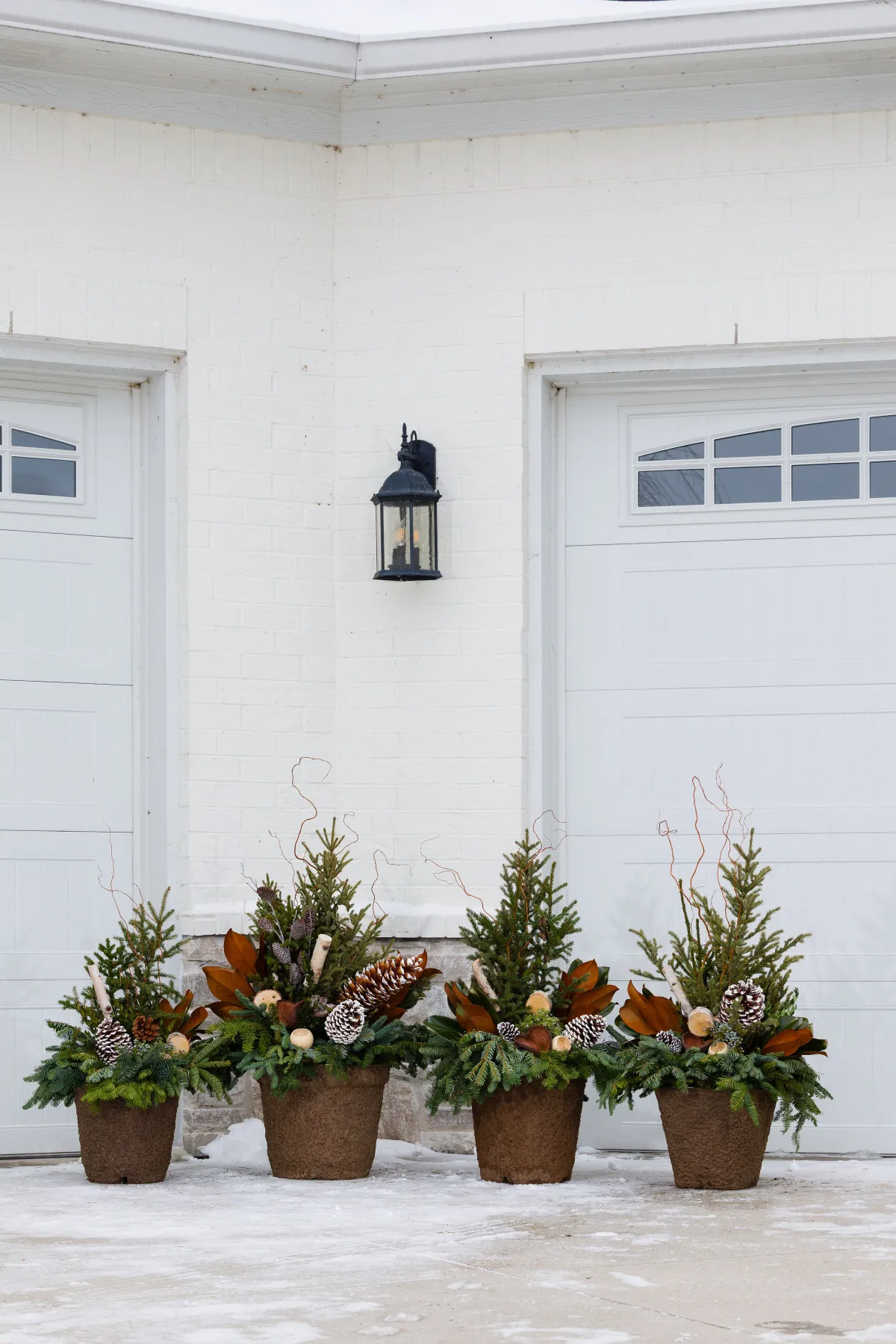 Woodland Winter - Medium Round Drop In (Subscription) - Porch Pots Direct