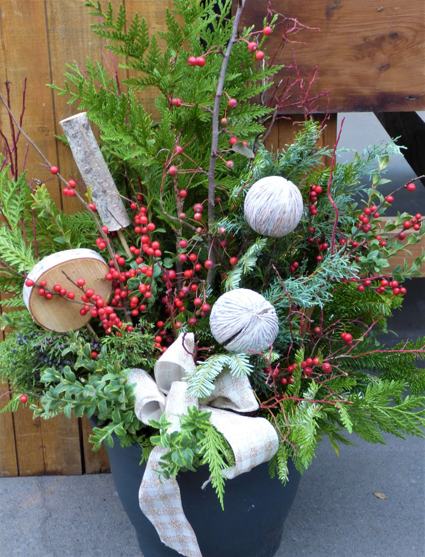 Your Guide to Christmas Porch Pots – Amsterdam Garden Centre